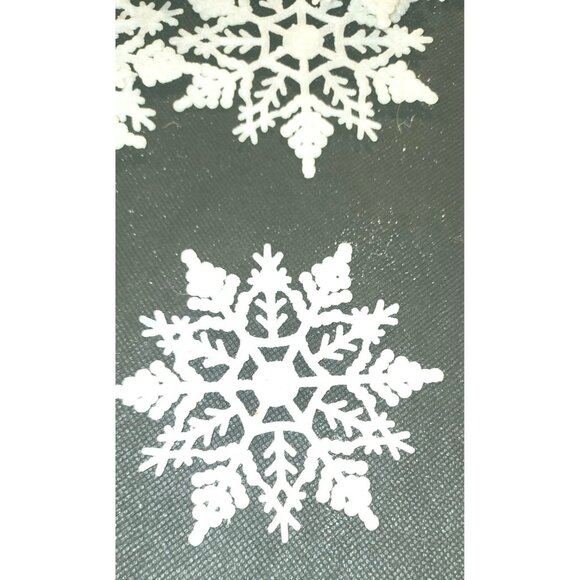 43 White Glitter Snowflake Christmas Table Decor Gold Ornaments Set - Picture 7 of 8